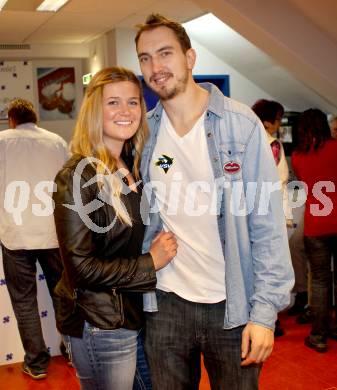 EBEL. Eishockey Bundesligal. EC VSV gegen KHL Medvescak Zagreb. Justin Taylor, Melanie. Villach, am 23.9.2012.
Foto: Kuess 


---
pressefotos, pressefotografie, kuess, qs, qspictures, sport, bild, bilder, bilddatenbank