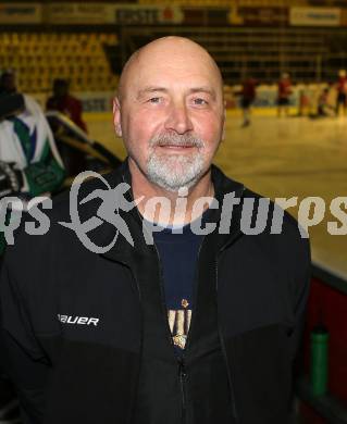 Eishockey. ICE Eisraupen. Kaerntner Unterliga Ost. Trainer Jiri Ciz. klagenfurt, 28.11.2012.
Foto: kuess
---
pressefotos, pressefotografie, kuess, qs, qspictures, sport, bild, bilder, bilddatenbank