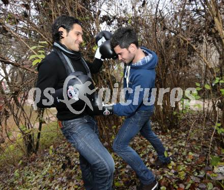 Fussball. Bundesliga. WAC.  Michele Polverino, Roland Putsche. Klagenfurt, 29.11.2012.
Foto: Kuess 
---
pressefotos, pressefotografie, kuess, qs, qspictures, sport, bild, bilder, bilddatenbank