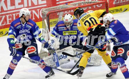 EBEL. Eishockey Bundesliga. EC VSV gegen UPC Vienna Capitals. Mario Altmann, Jean-Philippe Lamoureux, Klemen Pretnar,  (VSV), Marcus Olsson (Vienna). Villach, am 7.12.2012.
Foto: Kuess 


---
pressefotos, pressefotografie, kuess, qs, qspictures, sport, bild, bilder, bilddatenbank