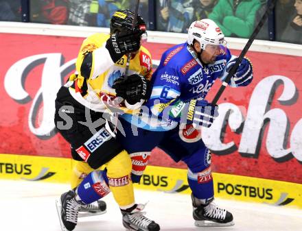 EBEL. Eishockey Bundesliga. EC VSV gegen UPC Vienna Capitals. Gerhard Unterluggauer,  (VSV), Markus Schlacher (Vienna). Villach, am 7.12.2012.
Foto: Kuess 


---
pressefotos, pressefotografie, kuess, qs, qspictures, sport, bild, bilder, bilddatenbank