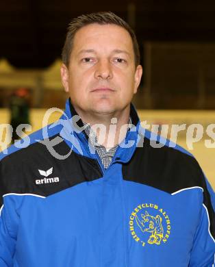 Eishockey. Althofen II. Trainer Markus Hoelbling. Althofen, am 5.12.2012.
Foto: Kuess
---
pressefotos, pressefotografie, kuess, qs, qspictures, sport, bild, bilder, bilddatenbank