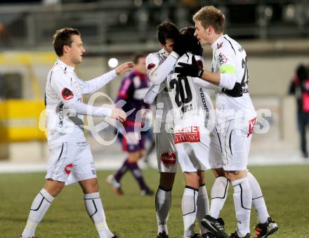 Fussball. Bundesliga. RZ Pellets WAC gegen FK Austria Wien. Torjubel WAC. Wolfsberg, 8.12.2012.
Foto: Kuess

---
pressefotos, pressefotografie, kuess, qs, qspictures, sport, bild, bilder, bilddatenbank