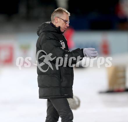 Fussball. Bundesliga. RZ Pellets WAC gegen FK Austria Wien. Trainer Peter Stoeger (Wien). Wolfsberg, 8.12.2012.
Foto: Kuess

---
pressefotos, pressefotografie, kuess, qs, qspictures, sport, bild, bilder, bilddatenbank