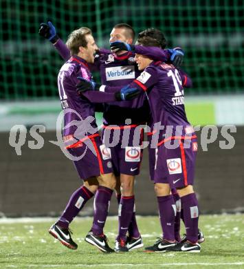 Fussball. Bundesliga. RZ Pellets WAC gegen FK Austria Wien. Torjubel Austria. Wolfsberg, 8.12.2012.
Foto: Kuess

---
pressefotos, pressefotografie, kuess, qs, qspictures, sport, bild, bilder, bilddatenbank