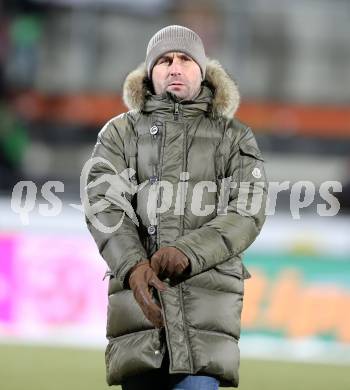 Fussball. Bundesliga. RZ Pellets WAC gegen FK Austria Wien. Trainer Nenad Bjelica (WAC). Wolfsberg, 8.12.2012.
Foto: Kuess

---
pressefotos, pressefotografie, kuess, qs, qspictures, sport, bild, bilder, bilddatenbank