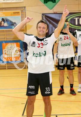 Handball Bundesliga. SC Ferlach gegen Hollabrunn. Jubel Dino Poje (Ferlach). Ferlach, 24.11.2012.
Foto: Kuess 
---
pressefotos, pressefotografie, kuess, qs, qspictures, sport, bild, bilder, bilddatenbank