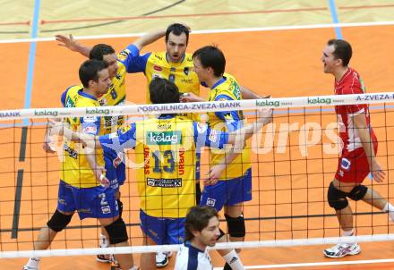 Volleyball. CEV-Cup. SK Posojilnica Aich/Dob gegen Andreoli Latina.  Jubel (Aich/Dob). Bleiburg, 12.12.2012.
Foto: Kuess

---
pressefotos, pressefotografie, kuess, qs, qspictures, sport, bild, bilder, bilddatenbank