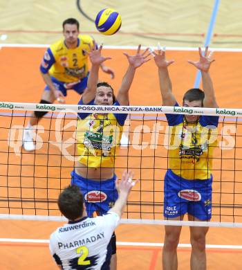 Volleyball. CEV-Cup. SK Posojilnica Aich/Dob gegen Andreoli Latina.  Rok Satler, Michal Hruska (Aich/Dob). Bleiburg, 12.12.2012.
Foto: Kuess

---
pressefotos, pressefotografie, kuess, qs, qspictures, sport, bild, bilder, bilddatenbank