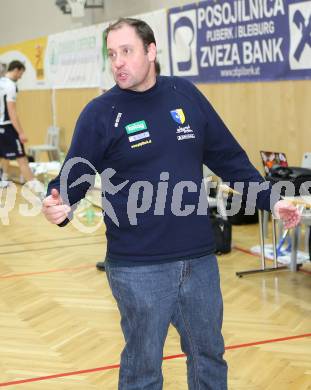 Volleyball. CEV-Cup. SK Posojilnica Aich/Dob gegen Andreoli Latina.  Manager Martin Micheu (Aich/Dob). Bleiburg, 12.12.2012.
Foto: Kuess

---
pressefotos, pressefotografie, kuess, qs, qspictures, sport, bild, bilder, bilddatenbank