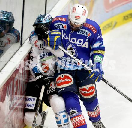 EBEL. Eishockey Bundesliga. EC VSV gegen EHC LIWEST Linz. Brad Cole,  (VSV), Kevin Macierzynski (Linz). Villach, am 14.12.2012.
Foto: Kuess 


---
pressefotos, pressefotografie, kuess, qs, qspictures, sport, bild, bilder, bilddatenbank