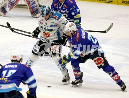 EBEL. Eishockey Bundesliga. EC VSV gegen EHC LIWEST Linz. Marius Goehringer, (VSV), Daniel Mitterdorfer (Linz). Villach, am 14.12.2012.
Foto: Kuess 


---
pressefotos, pressefotografie, kuess, qs, qspictures, sport, bild, bilder, bilddatenbank