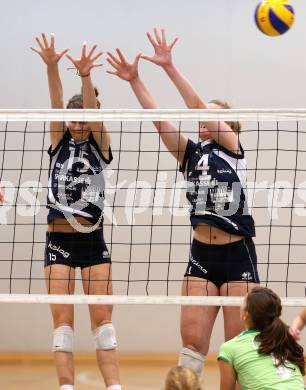 Volleyball. Frauen. Bundesliga. ATSC Wildcats gegen UVC Graz. Sonja Katz, Sabrina Mueller (Wildcats). Klagenfurt, 15.12.2012.
Foto: Kuess
---
pressefotos, pressefotografie, kuess, qs, qspictures, sport, bild, bilder, bilddatenbank