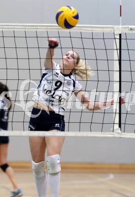 Volleyball. Frauen. Bundesliga. ATSC Wildcats gegen UVC Graz. Christina Thurner (Wildcats). Klagenfurt, 15.12.2012.
Foto: Kuess
---
pressefotos, pressefotografie, kuess, qs, qspictures, sport, bild, bilder, bilddatenbank