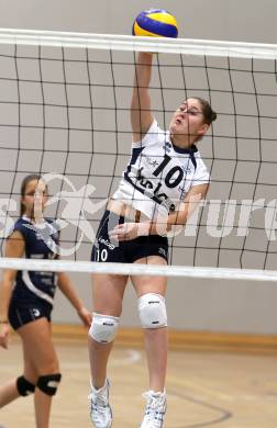 Volleyball. Frauen. Bundesliga. ATSC Wildcats gegen UVC Graz. Nicole Freller (Wildcats). Klagenfurt, 15.12.2012.
Foto: Kuess
---
pressefotos, pressefotografie, kuess, qs, qspictures, sport, bild, bilder, bilddatenbank