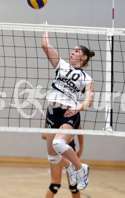 Volleyball. Frauen. Bundesliga. ATSC Wildcats gegen UVC Graz. Nicole Freller (Wildcats). Klagenfurt, 15.12.2012.
Foto: Kuess
---
pressefotos, pressefotografie, kuess, qs, qspictures, sport, bild, bilder, bilddatenbank