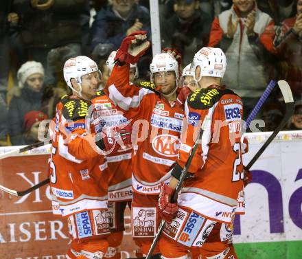 EBEL. Eishockey Bundesliga. EC KAC gegen VSV. Torjubel John Lammers, Kirk Furey, Mike Siklenka  (KAC). Klagenfurt, am 16.12.2012.
Foto: Kuess 


---
pressefotos, pressefotografie, kuess, qs, qspictures, sport, bild, bilder, bilddatenbank