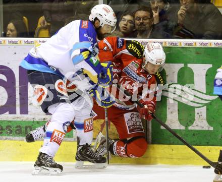 EBEL. Eishockey Bundesliga. EC KAC gegen VSV. Tomislav Zanoski,   (KAC),  Brad Cole (VSV). Klagenfurt, am 16.12.2012.
Foto: Kuess 


---
pressefotos, pressefotografie, kuess, qs, qspictures, sport, bild, bilder, bilddatenbank