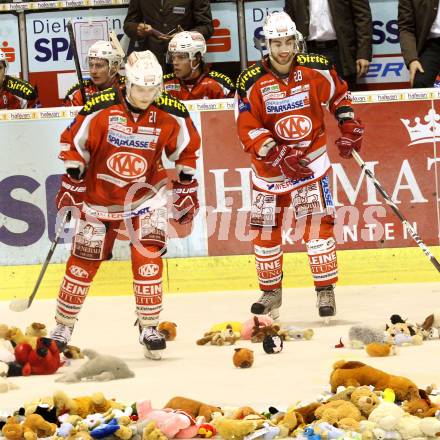 EBEL. Eishockey Bundesliga. EC KAC gegen VSV.  Manuel Geier, Martin Schumnig (KAC). Klagenfurt, am 16.12.2012.
Foto: Kuess 


---
pressefotos, pressefotografie, kuess, qs, qspictures, sport, bild, bilder, bilddatenbank