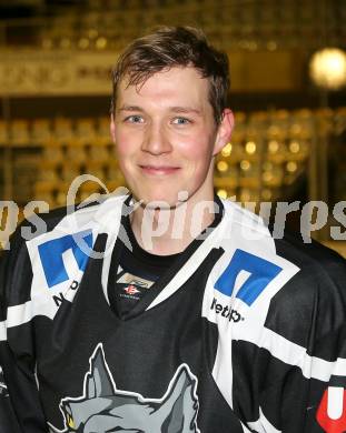 Eishockey. CHL. Tarco Woelfe. Portrait.  Oliver Steinwender. Klagenfurt, 17.12.2012.
Foto: Kuess 
---
pressefotos, pressefotografie, kuess, qs, qspictures, sport, bild, bilder, bilddatenbank