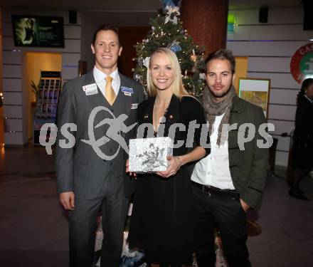 Sportgala. Ehrung Sportler des Jahres. Gerhard Schmid, Jasmin Ouschan, Albin Ouschan. Velden, 19.12.2012.
Foto: Kuess 
---
pressefotos, pressefotografie, kuess, qs, qspictures, sport, bild, bilder, bilddatenbank