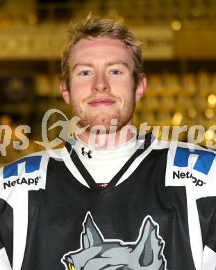 Eishockey. CHL. Tarco Woelfe. Portrait.  Christian Stolz. Klagenfurt, 17.12.2012.
Foto: Kuess 
---
pressefotos, pressefotografie, kuess, qs, qspictures, sport, bild, bilder, bilddatenbank