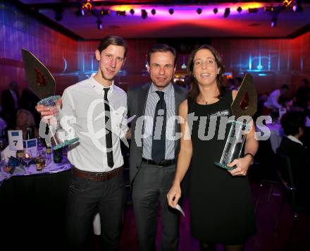 Sportgala. Ehrung Sportler des Jahres. Martin Koch, Peter Gauper (Raiffeisen), Michaela Taupe-Traer. Velden, 19.12.2012.
Foto: Kuess 
---
pressefotos, pressefotografie, kuess, qs, qspictures, sport, bild, bilder, bilddatenbank