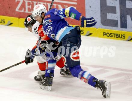 EBEL. Eishockey Bundesliga. EC VSV gegen HC TWK Innsbruck "Die Haie".  Mario Altmann, (VSV), Francis Lemieux  (Innsbruck). Villach, am 21.12.2012.
Foto: Kuess 


---
pressefotos, pressefotografie, kuess, qs, qspictures, sport, bild, bilder, bilddatenbank