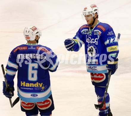 EBEL. Eishockey Bundesliga. EC VSV gegen HC TWK Innsbruck "Die Haie".  Torjubel John Hughes, Gerhard Unterluggauer (VSV). Villach, am 21.12.2012.
Foto: Kuess 


---
pressefotos, pressefotografie, kuess, qs, qspictures, sport, bild, bilder, bilddatenbank