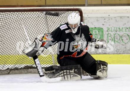 Eishockey CHL. Carinthian Hockey League. Tarco Woelfe gegen UEC Lienz. Christoph Felsberger (Tarco). Klagenfurt, am 22.12.2012.
Foto: Kuess
---
pressefotos, pressefotografie, kuess, qs, qspictures, sport, bild, bilder, bilddatenbank