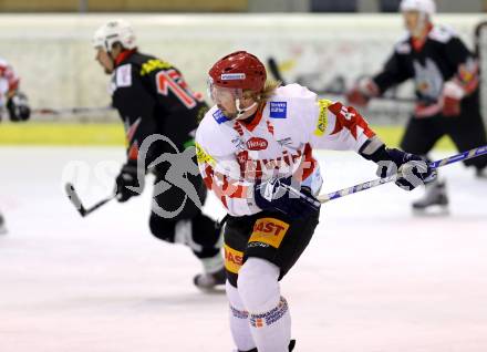 Eishockey CHL. Carinthian Hockey League. Tarco Woelfe gegen UEC Lienz. Thomas Pfeffer (Lienz). Klagenfurt, am 22.12.2012.
Foto: Kuess
---
pressefotos, pressefotografie, kuess, qs, qspictures, sport, bild, bilder, bilddatenbank