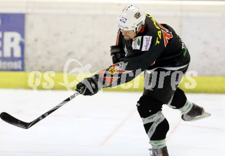 Eishockey CHL. Carinthian Hockey League. Tarco Woelfe gegen UEC Lienz. Bruno Tarmann (Tarco). Klagenfurt, am 22.12.2012.
Foto: Kuess
---
pressefotos, pressefotografie, kuess, qs, qspictures, sport, bild, bilder, bilddatenbank