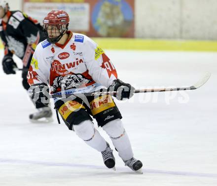 Eishockey CHL. Carinthian Hockey League. Tarco Woelfe gegen UEC Lienz. Michael Schneider (Lienz). Klagenfurt, am 22.12.2012.
Foto: Kuess
---
pressefotos, pressefotografie, kuess, qs, qspictures, sport, bild, bilder, bilddatenbank