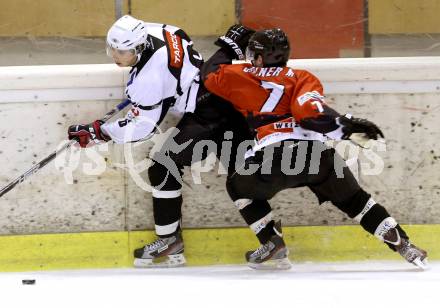 Eishockey NAHL. Tarco Woelfe gegen Weiz. Lucas Herrnegger, (Tarco), Michael Ortner  (Weiz). Klagenfurt, am 22.12.2012.
Foto: Kuess
---
pressefotos, pressefotografie, kuess, qs, qspictures, sport, bild, bilder, bilddatenbank