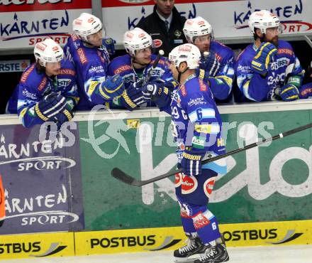 EBEL. Eishockey Bundesliga. EC VSV gegen Moser Medical Graz 99ers.  Torjubel UNTERLUGGAUER Gerhard (VSV). Villach, am 23.12.2012.
Foto: Kuess 


---
pressefotos, pressefotografie, kuess, qs, qspictures, sport, bild, bilder, bilddatenbank