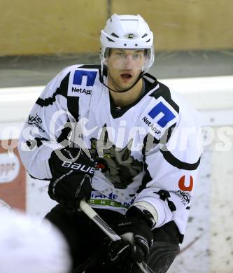 Eishockey NAHL. Tarco Woelfe gegen Weiz. Christoph Ibounig (Tarco). Klagenfurt, am 22.12.2012.
Foto: Kuess
---
pressefotos, pressefotografie, kuess, qs, qspictures, sport, bild, bilder, bilddatenbank