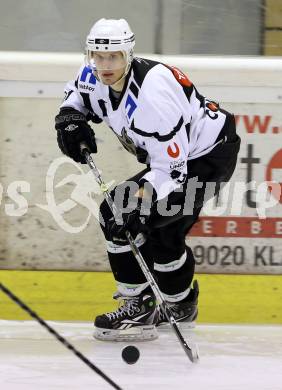 Eishockey NAHL. Tarco Woelfe gegen Weiz. Harald Ofner (Tarco). Klagenfurt, am 22.12.2012.
Foto: Kuess
---
pressefotos, pressefotografie, kuess, qs, qspictures, sport, bild, bilder, bilddatenbank