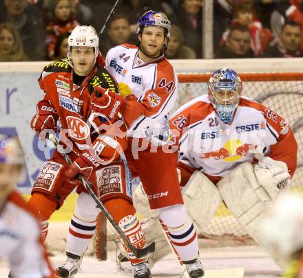 EBEL. Eishockey Bundesliga. EC KAC gegen EC Red Bull Salzburg. Stephan Geier, (KAC),  Robert Schremp, Berns Brueckler  (Salzburg). Klagenfurt, am 26.12.2012.
Foto: Kuess 


---
pressefotos, pressefotografie, kuess, qs, qspictures, sport, bild, bilder, bilddatenbank