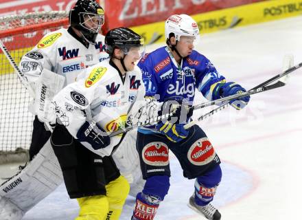 EBEL. Eishockey Bundesliga. EC VSV gegen Dornbirner Eishockey Club.  Marco Pewal, (VSV), Patrick Desrochers, David Printz  (Dornbirn). Villach, am 28.12.2012.
Foto: Kuess 


---
pressefotos, pressefotografie, kuess, qs, qspictures, sport, bild, bilder, bilddatenbank