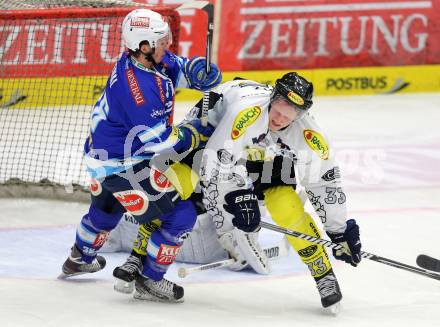 EBEL. Eishockey Bundesliga. EC VSV gegen Dornbirner Eishockey Club.  Marco Pewal, (VSV), David Printz  (Dornbirn). Villach, am 28.12.2012.
Foto: Kuess 


---
pressefotos, pressefotografie, kuess, qs, qspictures, sport, bild, bilder, bilddatenbank