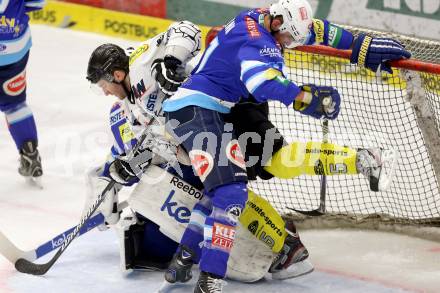 EBEL. Eishockey Bundesliga. EC VSV gegen Dornbirner Eishockey Club.  Mario Altmann, (VSV), Daniel Bois  (Dornbirn). Villach, am 28.12.2012.
Foto: Kuess 


---
pressefotos, pressefotografie, kuess, qs, qspictures, sport, bild, bilder, bilddatenbank