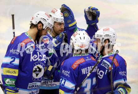 EBEL. Eishockey Bundesliga. EC VSV gegen Dornbirner Eishockey Club.  Torjubel VSV. Villach, am 28.12.2012.
Foto: Kuess 


---
pressefotos, pressefotografie, kuess, qs, qspictures, sport, bild, bilder, bilddatenbank