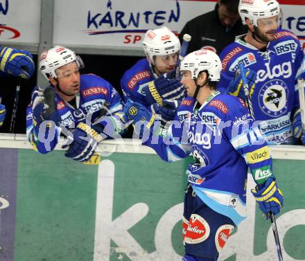 EBEL. Eishockey Bundesliga. EC VSV gegen Dornbirner Eishockey Club.  Torjubel Derek Ryan, Gerhard Unterluggauer (VSV). Villach, am 28.12.2012.
Foto: Kuess 


---
pressefotos, pressefotografie, kuess, qs, qspictures, sport, bild, bilder, bilddatenbank