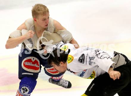 EBEL. Eishockey Bundesliga. EC VSV gegen Dornbirner Eishockey Club.  Rauferei, Schlaegerei. Antti Pusa, (VSV), Dale Edward Mitchell  (Dornbirn). Villach, am 28.12.2012.
Foto: Kuess 


---
pressefotos, pressefotografie, kuess, qs, qspictures, sport, bild, bilder, bilddatenbank