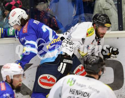 EBEL. Eishockey Bundesliga. EC VSV gegen Dornbirner Eishockey Club.  Benjamin Petrik, (VSV), Nicolas Petrik  (Dornbirn). Villach, am 28.12.2012.
Foto: Kuess 


---
pressefotos, pressefotografie, kuess, qs, qspictures, sport, bild, bilder, bilddatenbank