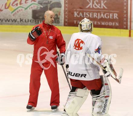 Eishockey. KAC. Training. Christer Olsson, Chiodo Andy. Klagenfurt, 29.12.2012.
Foto: Kuess
---
pressefotos, pressefotografie, kuess, qs, qspictures, sport, bild, bilder, bilddatenbank