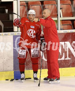 Eishockey. KAC. Training. Christer Olsson, Tomislav Zanoski. Klagenfurt, 29.12.2012.
Foto: Kuess
---
pressefotos, pressefotografie, kuess, qs, qspictures, sport, bild, bilder, bilddatenbank