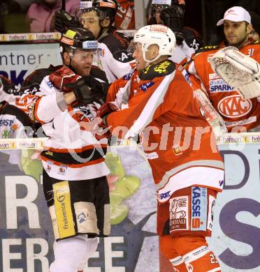 EBEL. Eishockey Bundesliga. EC KAC gegen HC Orli Znojmo.  Mike Siklenka, (KAC), Bryan Bickell  (Znojmo). Klagenfurt, am 30.12.2012.
Foto: Kuess 


---
pressefotos, pressefotografie, kuess, qs, qspictures, sport, bild, bilder, bilddatenbank