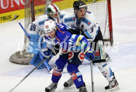 EBEL. Eishockey Bundesliga. EC VSV gegen SAPA Fehervar AV19. Daniel Nageler, (VSV), Peter Hetenyi (Alba Volan). Villach, am 30.12.2012.
Foto: Kuess 


---
pressefotos, pressefotografie, kuess, qs, qspictures, sport, bild, bilder, bilddatenbank