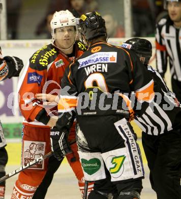 EBEL. Eishockey Bundesliga. EC KAC gegen Moser Medical Graz 99ers.   Kirk Furey,  (KAC), Bob Wren (Graz). Klagenfurt, am 6.1.2013.
Foto: Kuess 


---
pressefotos, pressefotografie, kuess, qs, qspictures, sport, bild, bilder, bilddatenbank